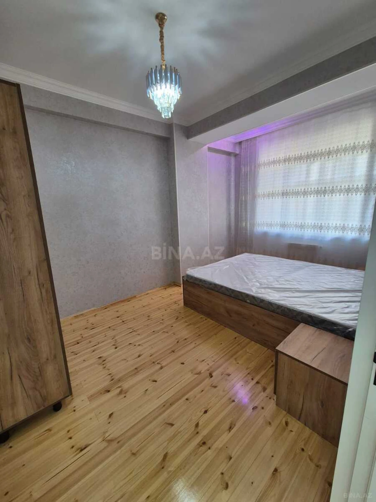 Satılır 2 otaqlı mənzil 60.5 m²
