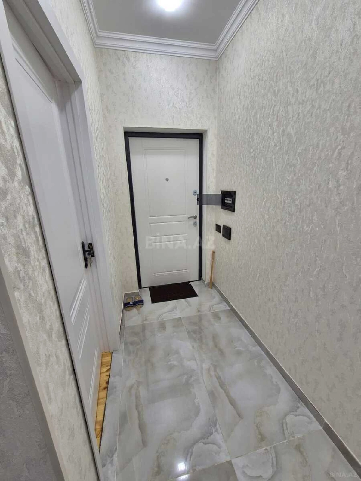 Satılır 2 otaqlı mənzil 60.5 m²