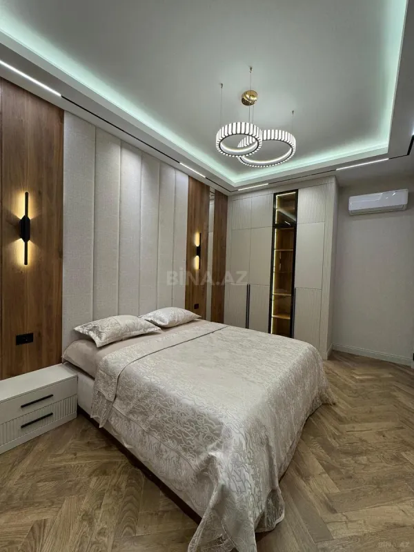 Satılır 2 otaqlı mənzil 86 m²