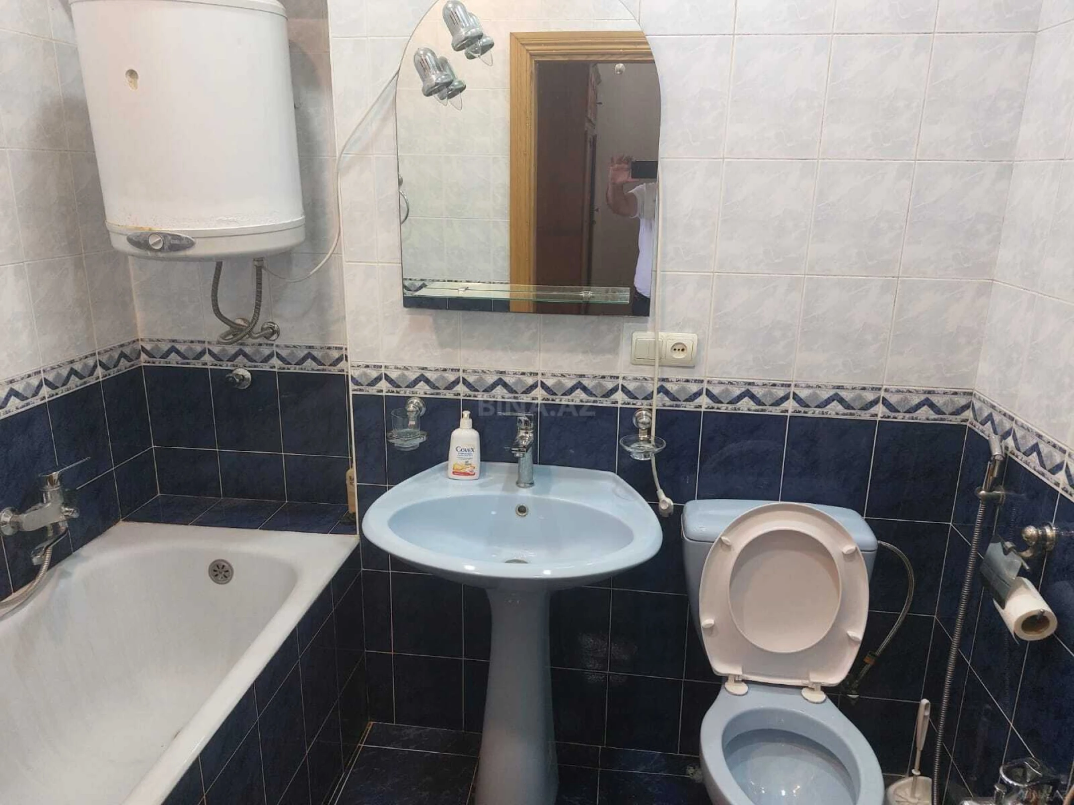 Kirayə verilir 2 otaqlı mənzil 90 m²