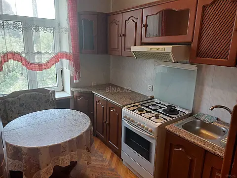 Kirayə verilir 2 otaqlı mənzil 90 m² — Bakı, Xətai m/s yanı 2 otaq 90.00 m²