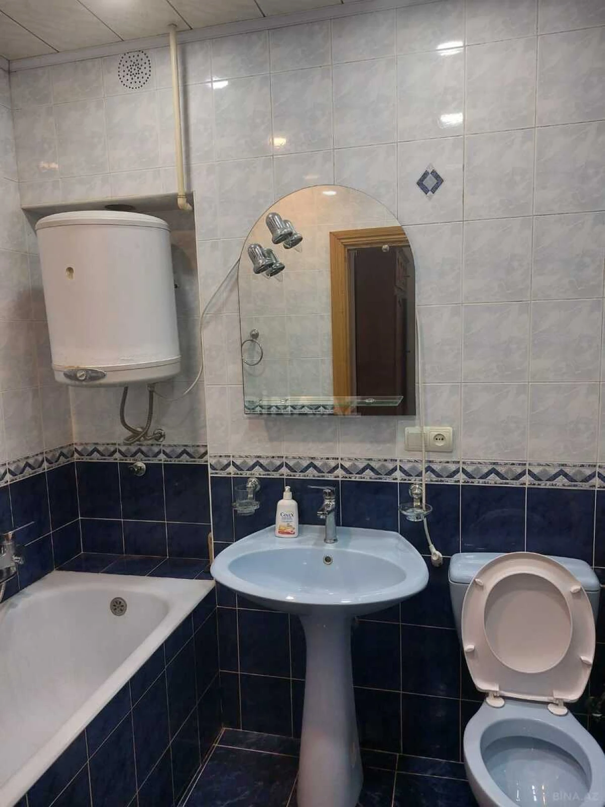 Kirayə verilir 2 otaqlı mənzil 90 m²