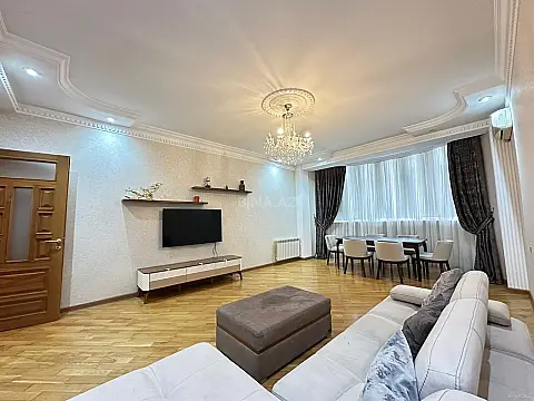 Satılır 4 otaqlı mənzil 170 m² — Bakı, Nərimanov 4 otaq 170.00 m²