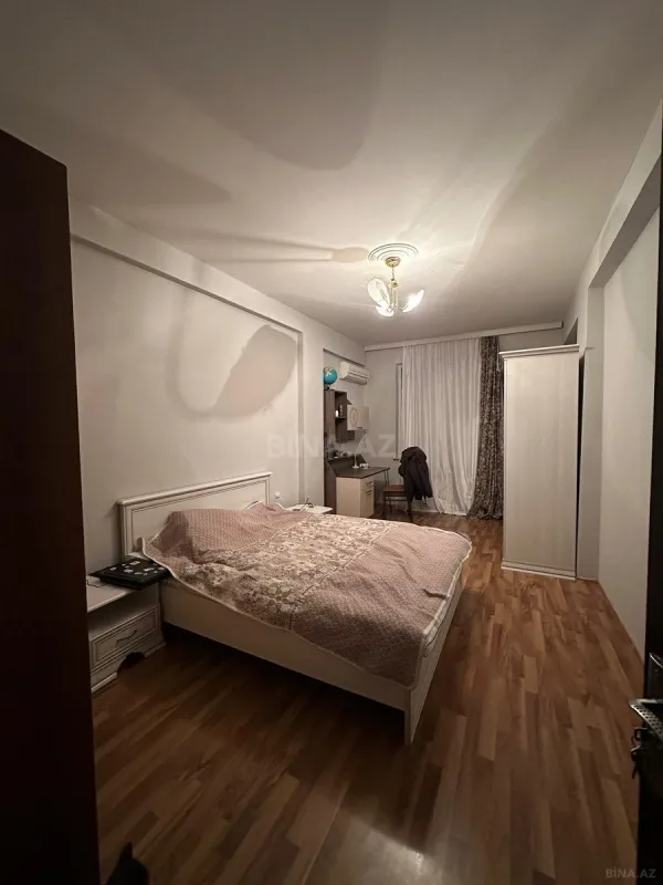 Satılır 2 otaqlı mənzil 90 m²