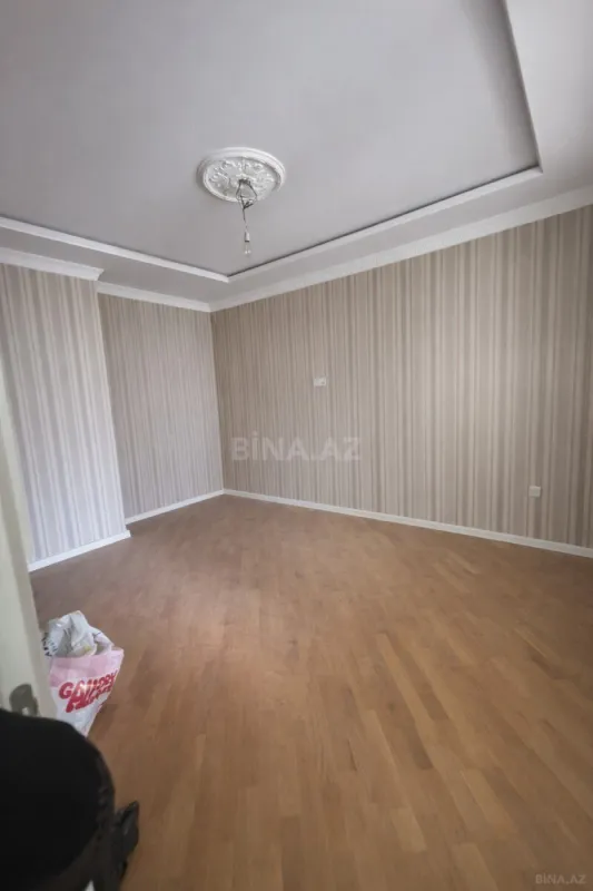 Satılır 2 otaqlı mənzil 68 m²