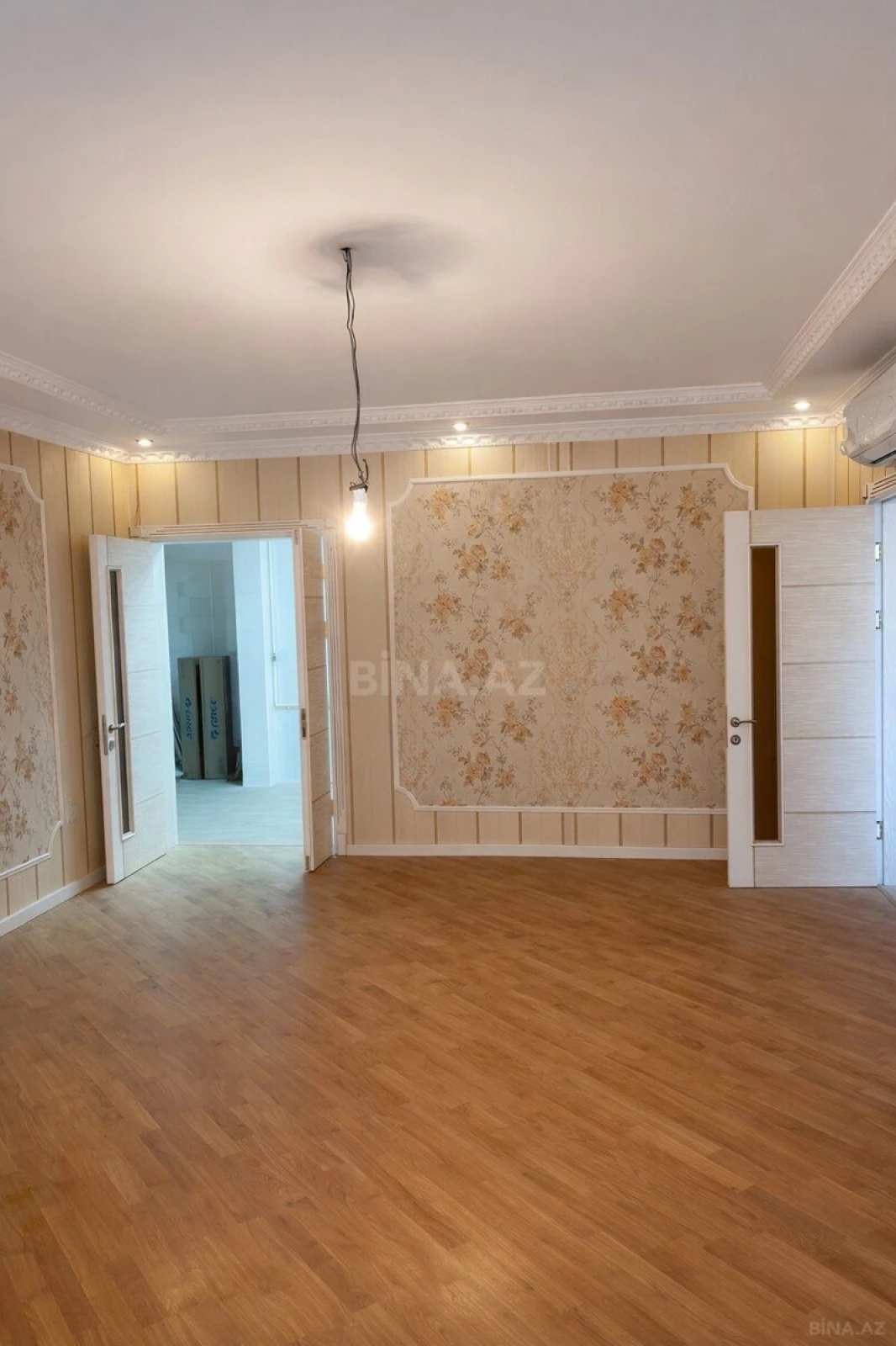 Satılır 2 otaqlı mənzil 68 m²