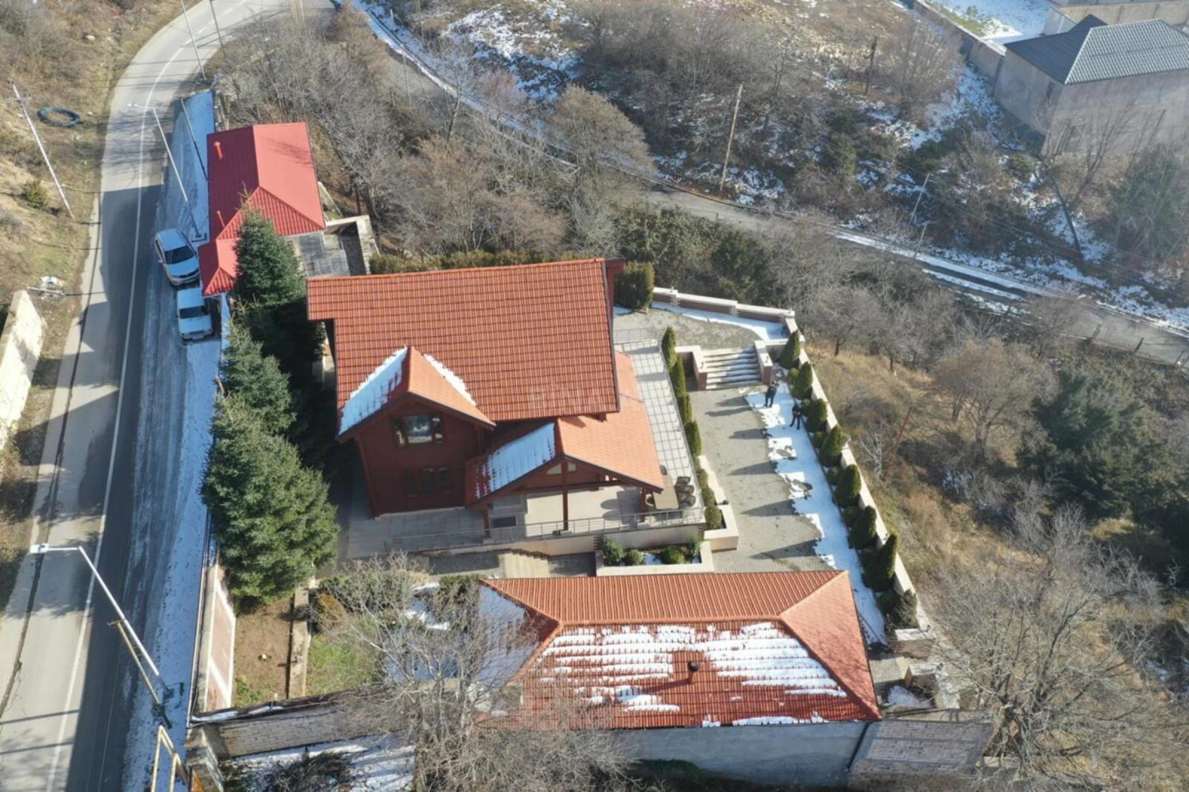 Satılır 5 otaqlı həyət evi 170 m²