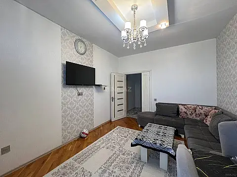 Satılır 3 otaqlı mənzil 78 m²