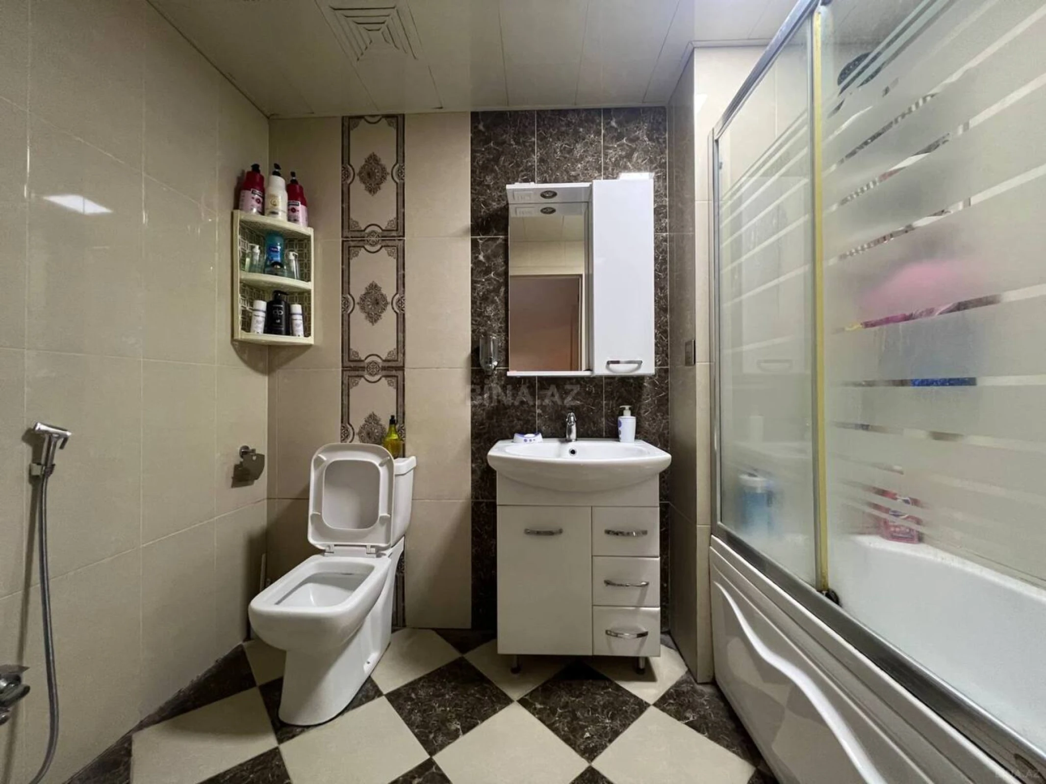 Satılır 3 otaqlı mənzil 78 m²