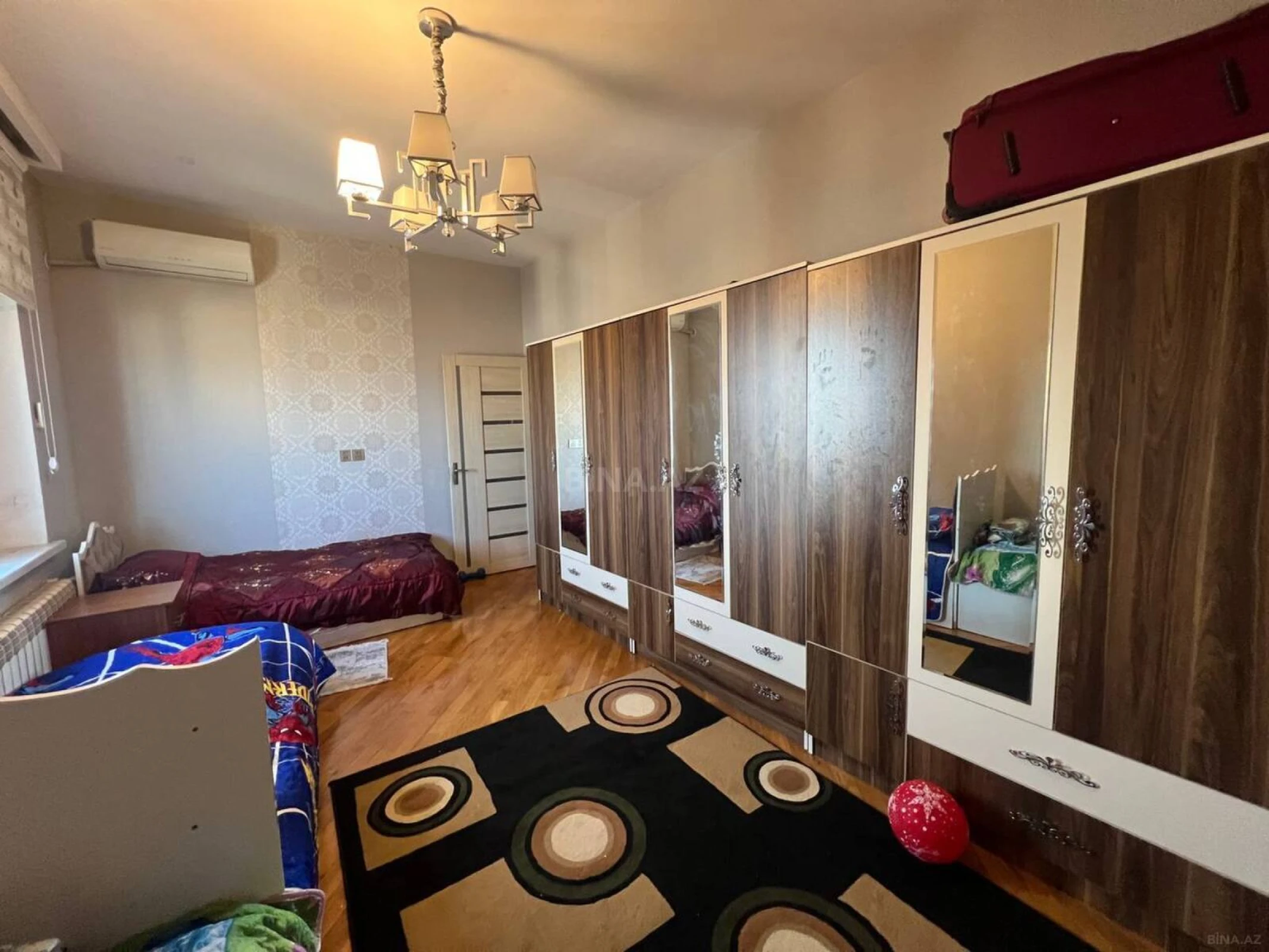 Satılır 3 otaqlı mənzil 78 m²