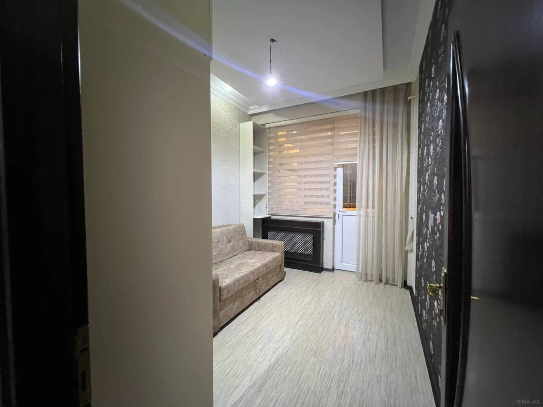 Satılır 2 otaqlı mənzil 68 m²