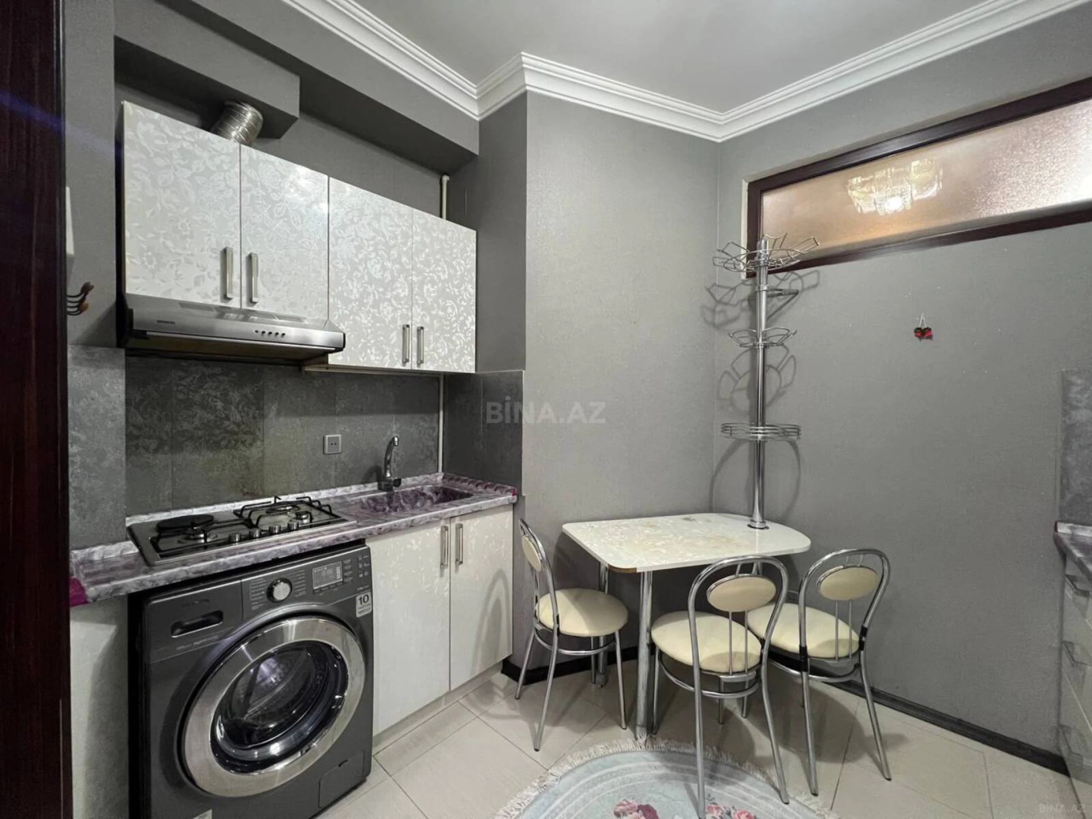 Satılır 2 otaqlı mənzil 68 m²