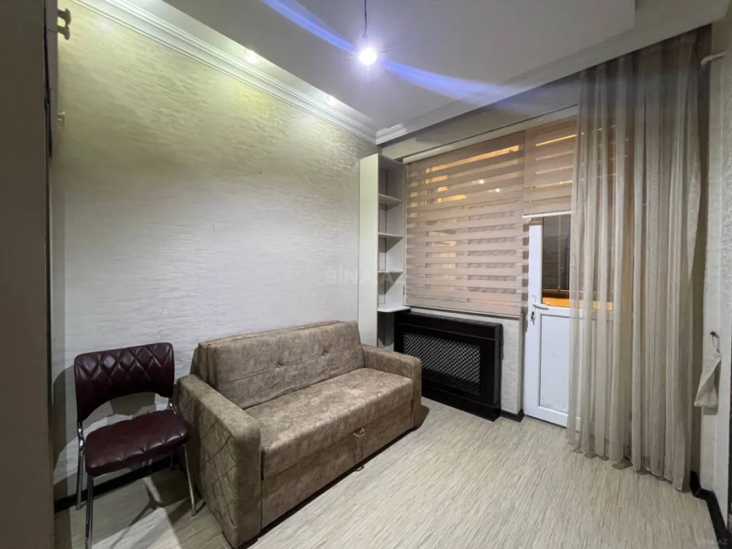 Satılır 2 otaqlı mənzil 68 m²