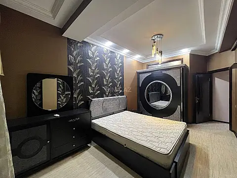 Satılır 2 otaqlı mənzil 68 m²