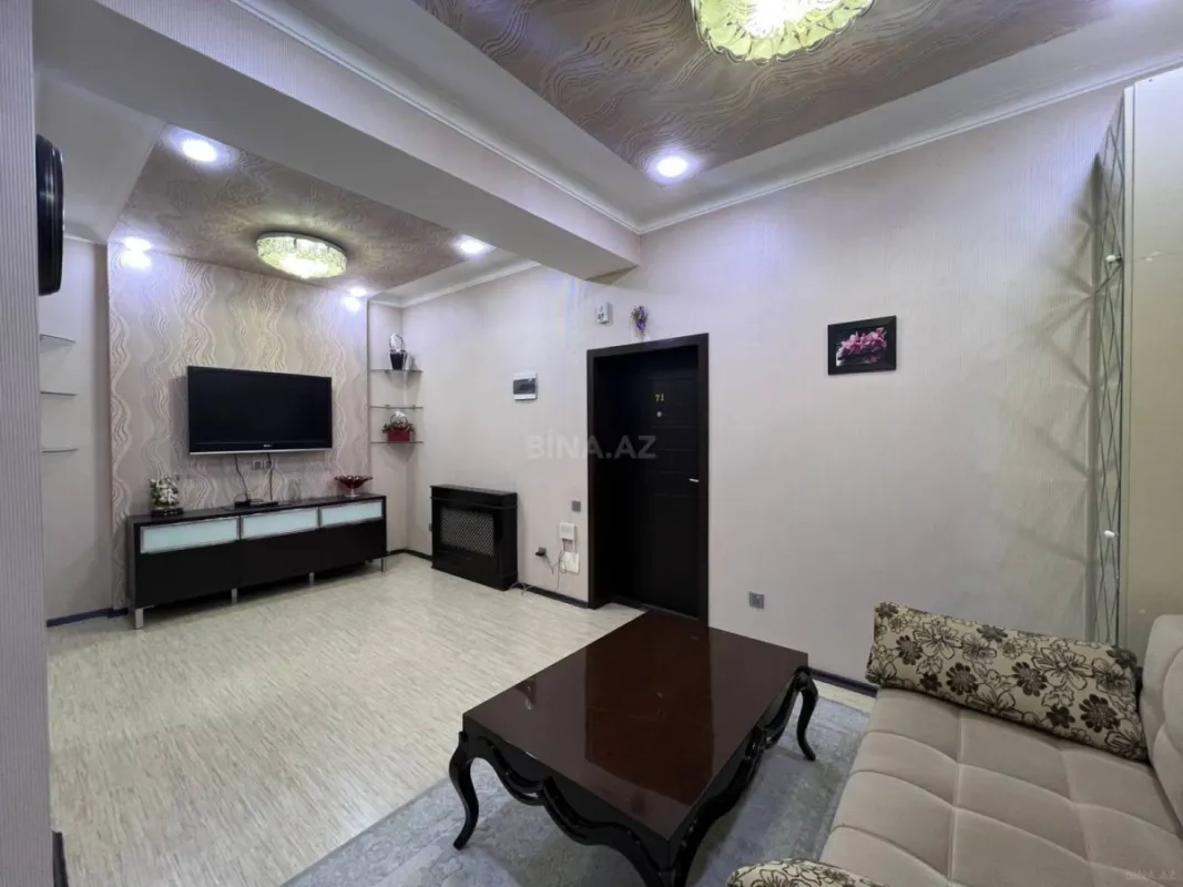 Satılır 2 otaqlı mənzil 68 m²