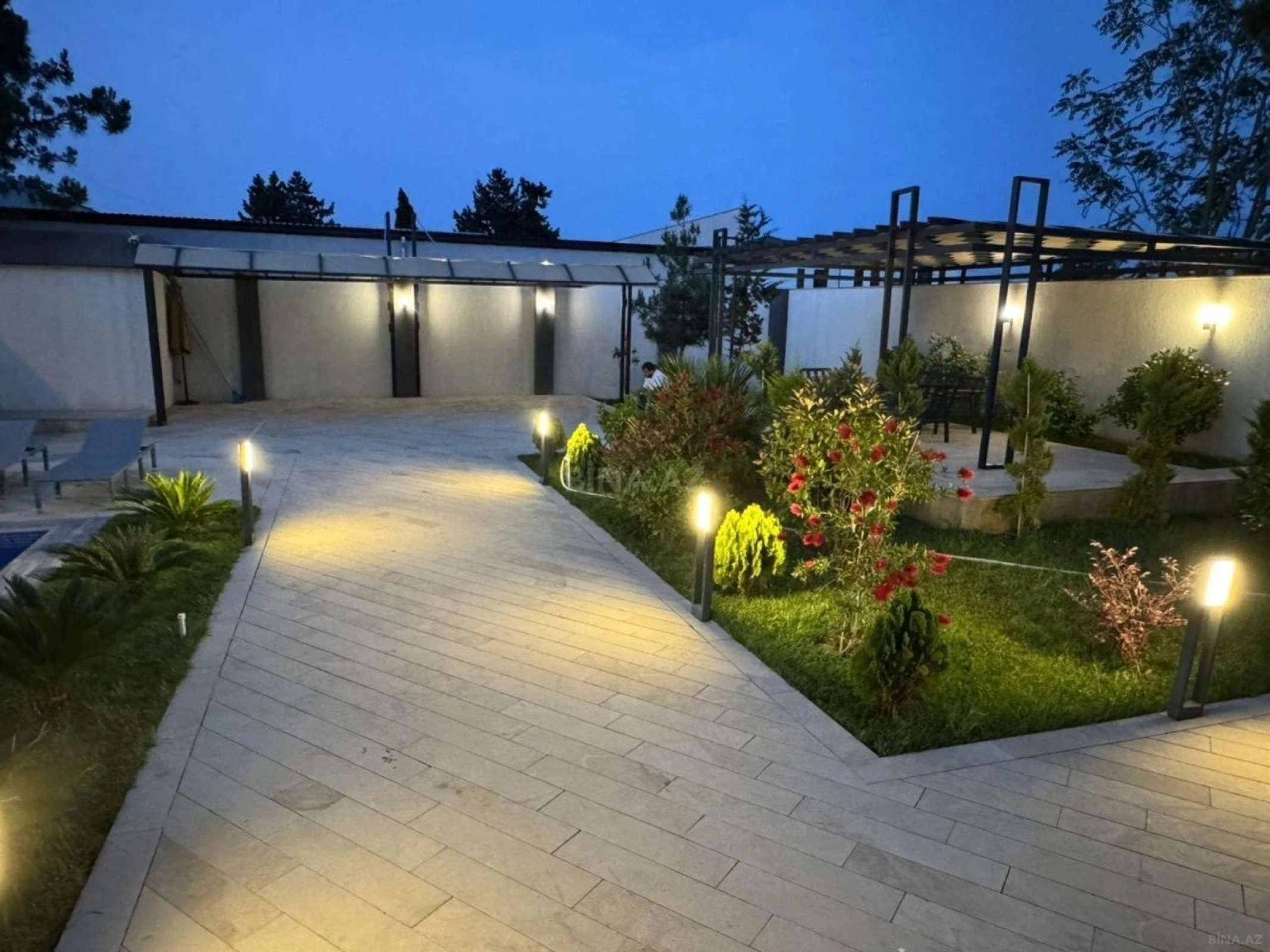 Kirayə verilir 5 otaqlı həyət evi 400 m²