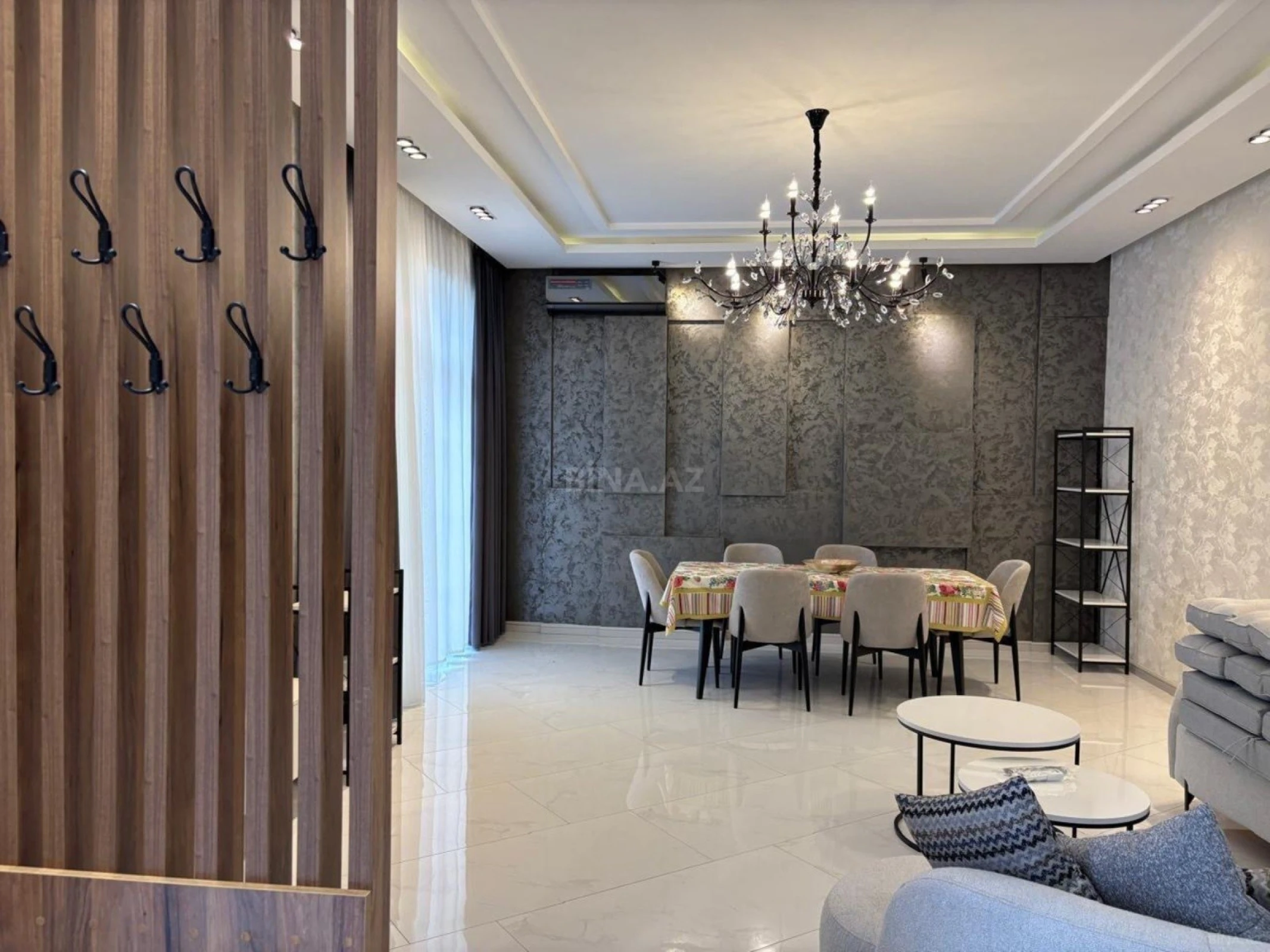 Kirayə verilir 5 otaqlı həyət evi 400 m²