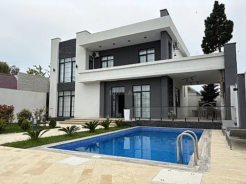 Kirayə verilir 5 otaqlı həyət evi 400 m²