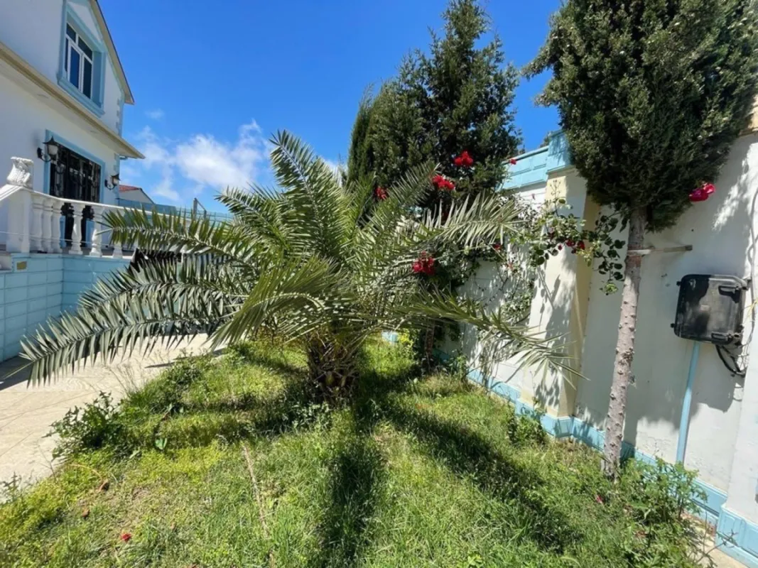 Kirayə verilir 4 otaqlı həyət evi 350 m²