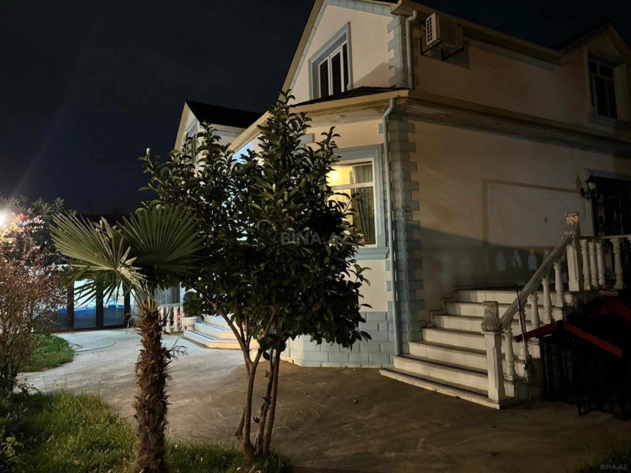 Kirayə verilir 4 otaqlı həyət evi 350 m²