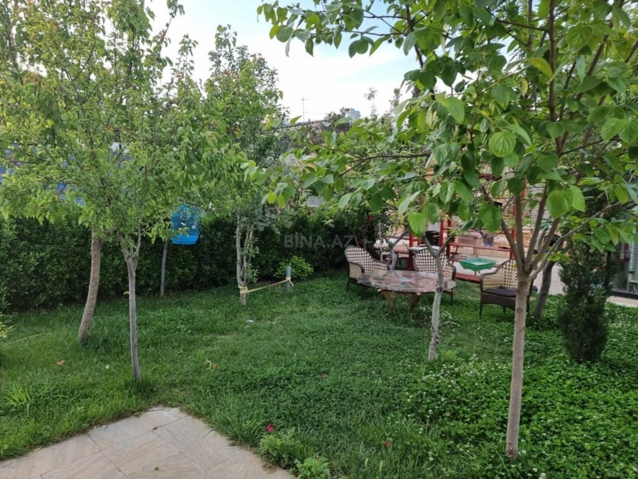 Kirayə verilir 4 otaqlı həyət evi 350 m²
