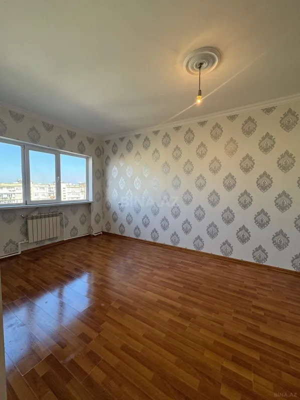 Satılır 4 otaqlı mənzil 80 m²