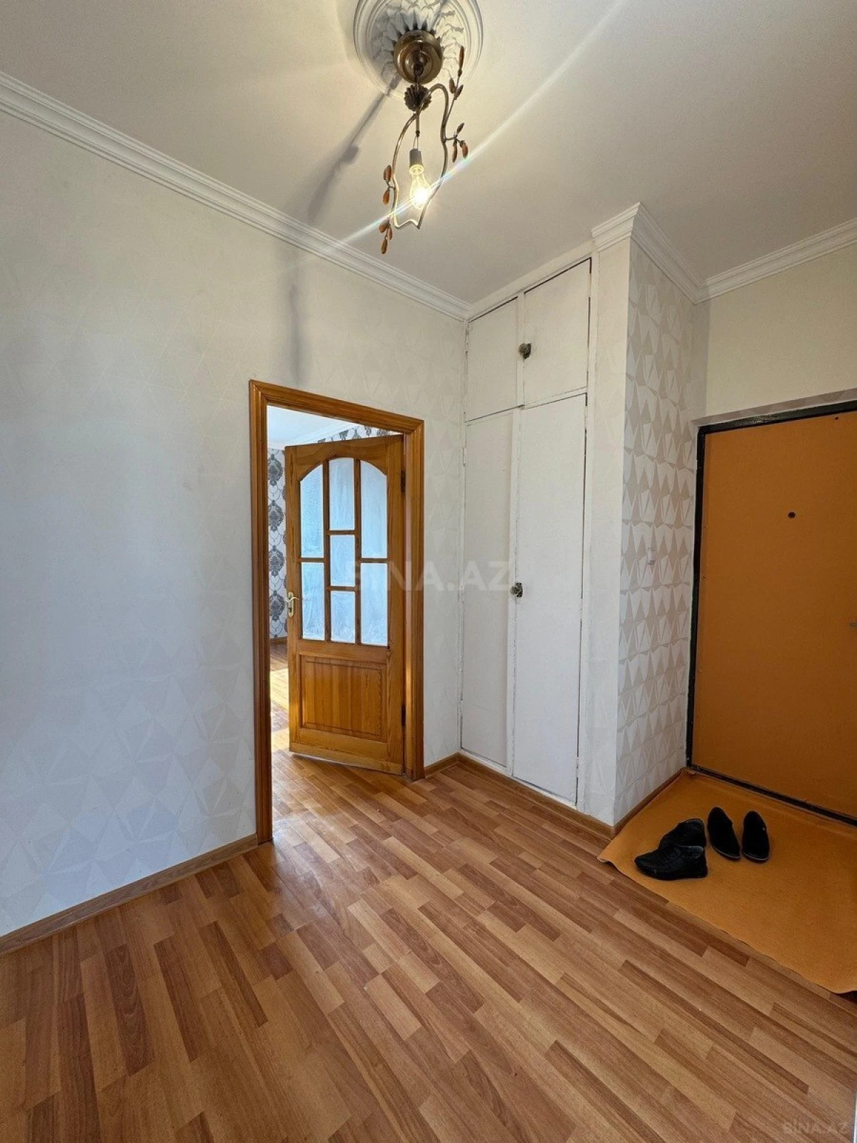 Satılır 4 otaqlı mənzil 80 m²