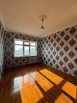 Satılır 4 otaqlı mənzil 80 m²