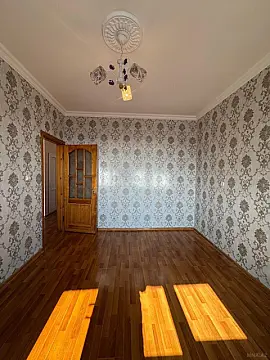 Satılır 4 otaqlı mənzil 80 m²