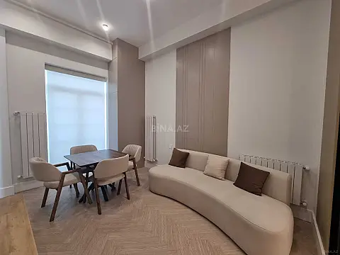 Kirayə verilir 2 otaqlı mənzil 68 m²