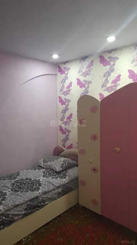 Satılır 4 otaqlı mənzil 90 m²