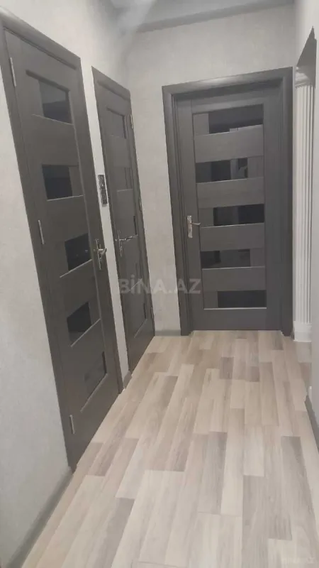 Satılır 4 otaqlı mənzil 90 m²