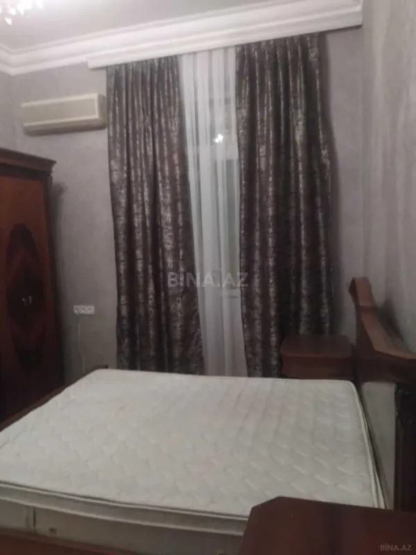 Kirayə verilir 2 otaqlı mənzil 90 m²