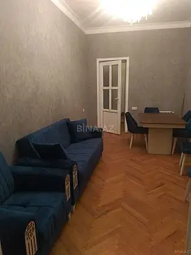 Kirayə verilir 2 otaqlı mənzil 90 m²
