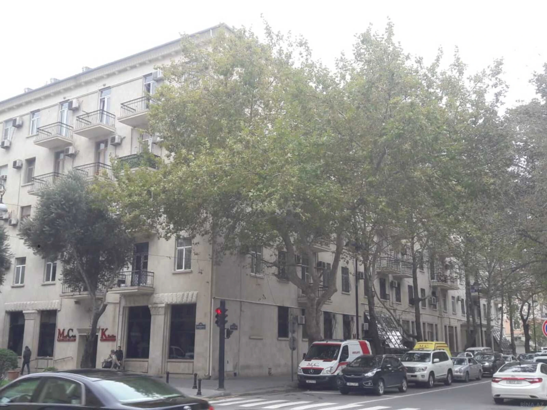 Kirayə verilir 2 otaqlı mənzil 90 m²