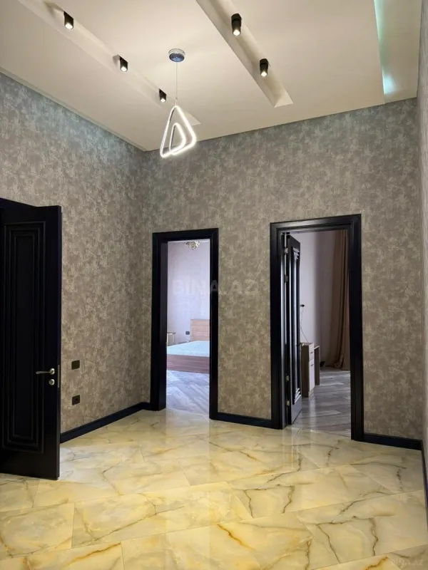 Kirayə verilir 5 otaqlı həyət evi 280 m²