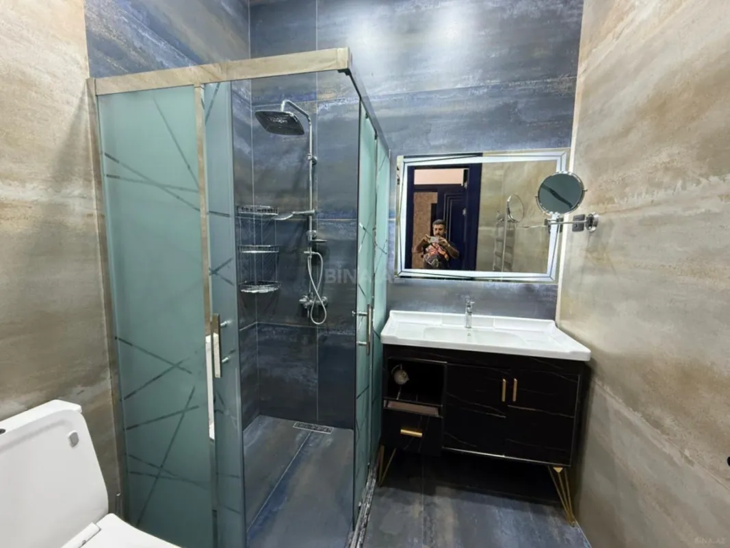 Kirayə verilir 5 otaqlı həyət evi 280 m²