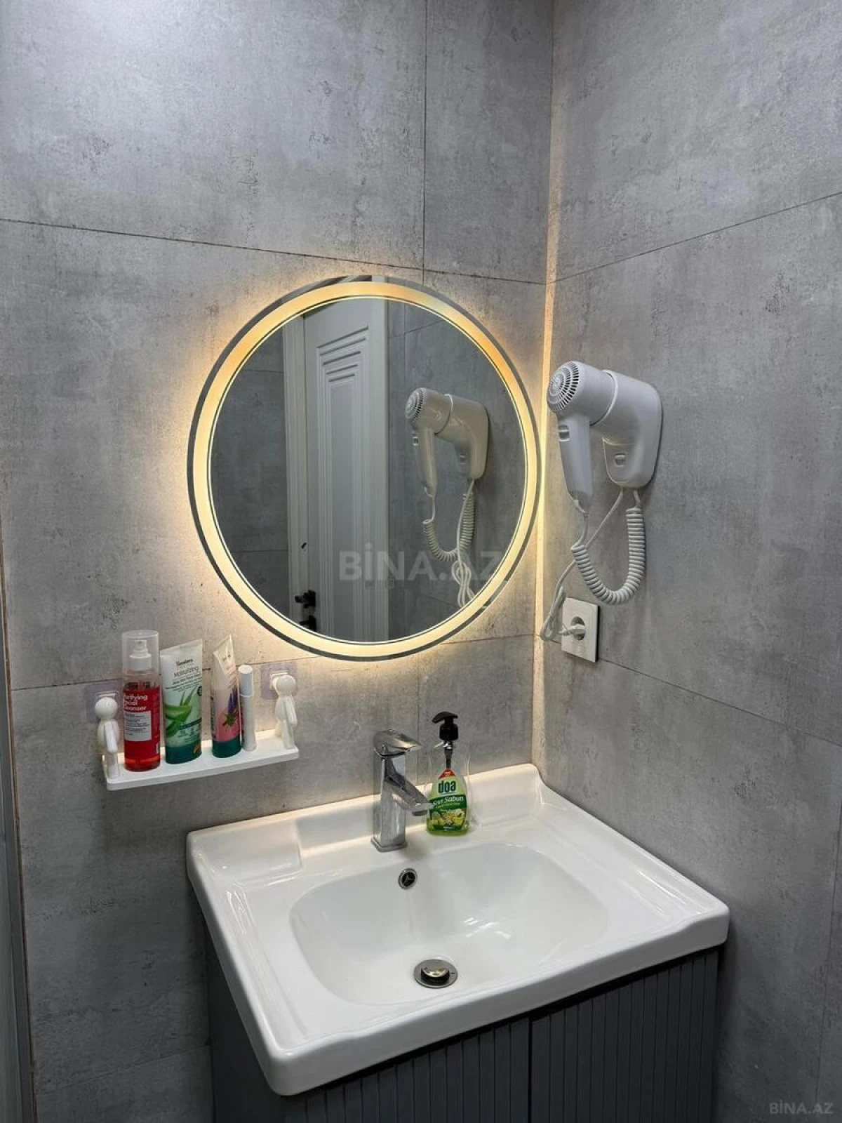 Satılır 5 otaqlı mənzil 127 m²