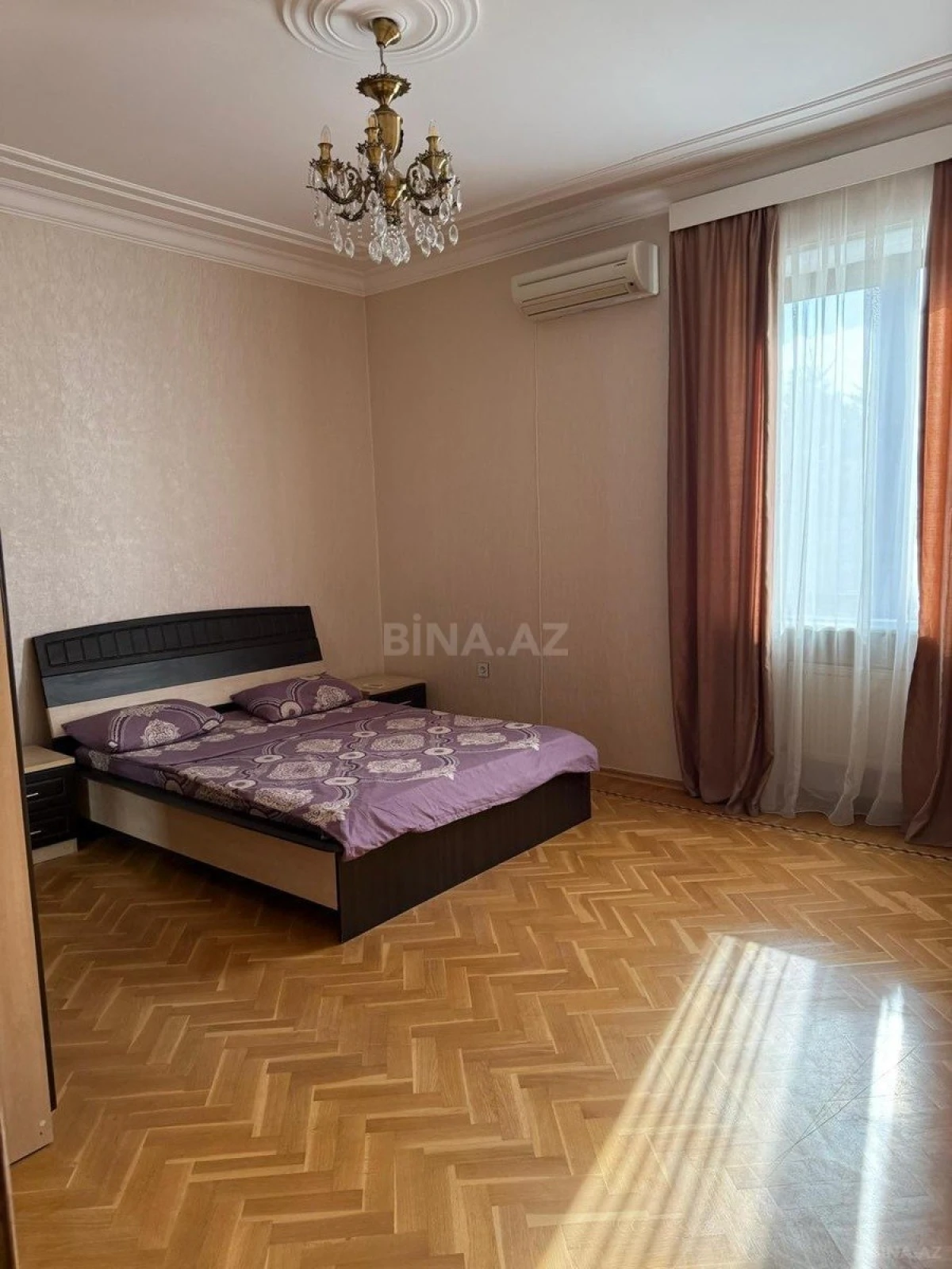 Kirayə verilir 5 otaqlı həyət evi 450 m²