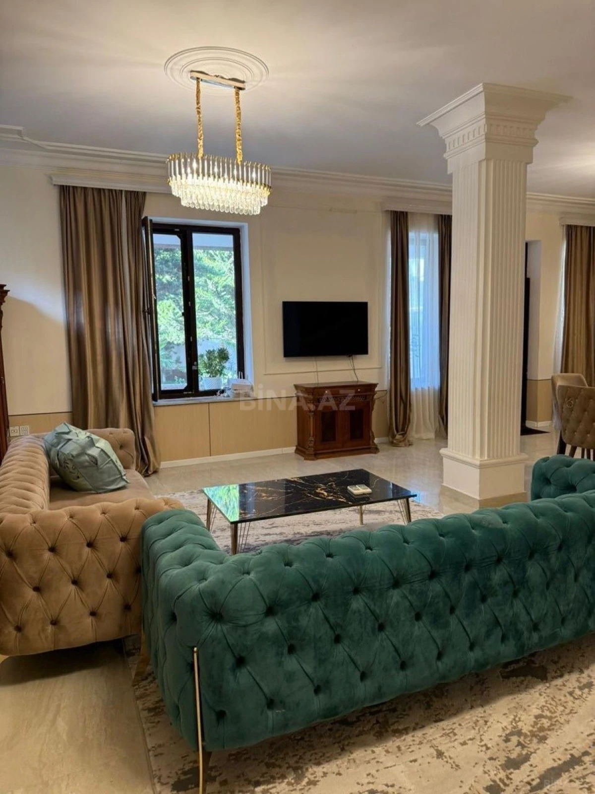 Kirayə verilir 5 otaqlı həyət evi 450 m²