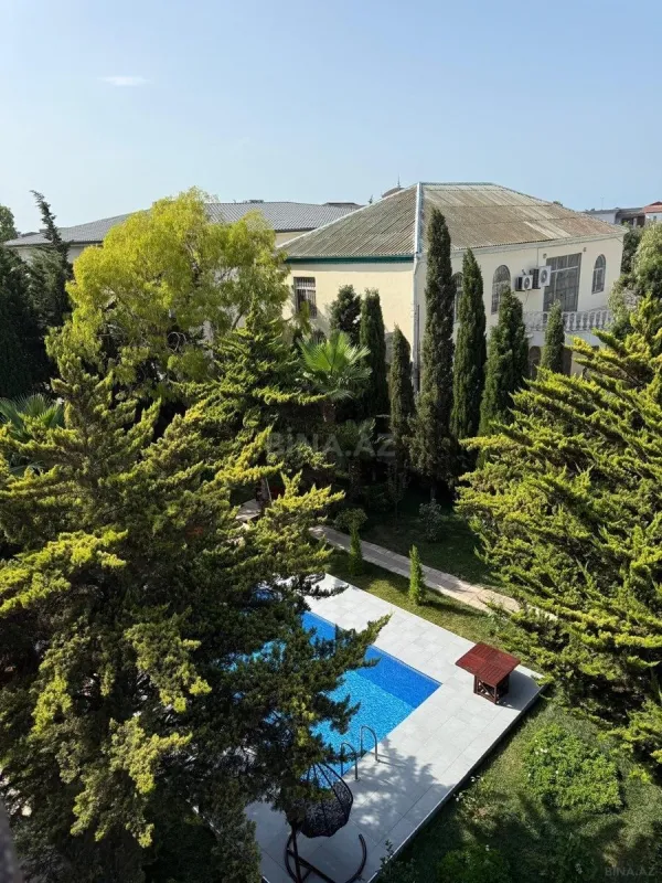 Kirayə verilir 5 otaqlı həyət evi 450 m²