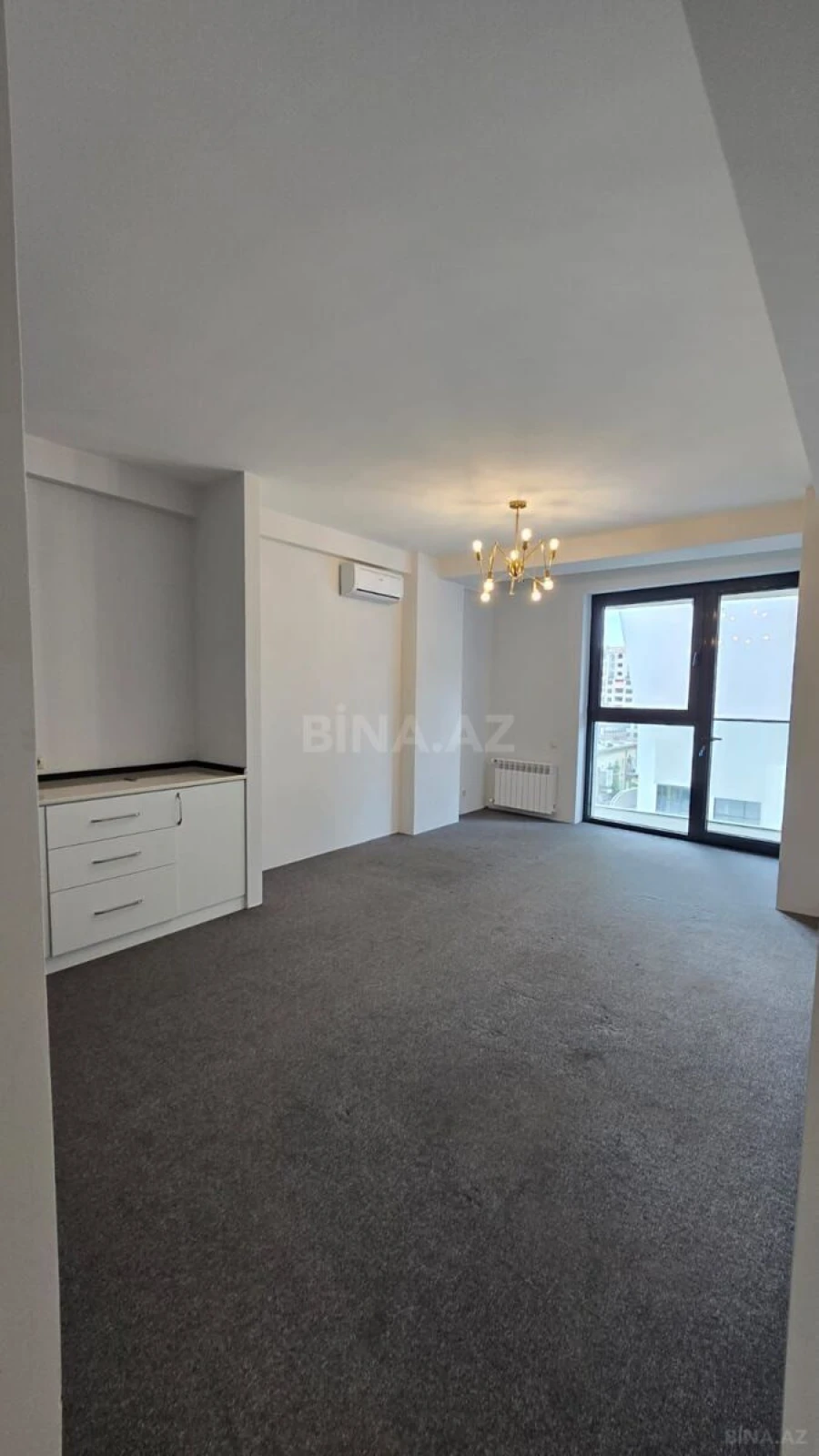 Satılır 2 otaqlı mənzil 63 m²