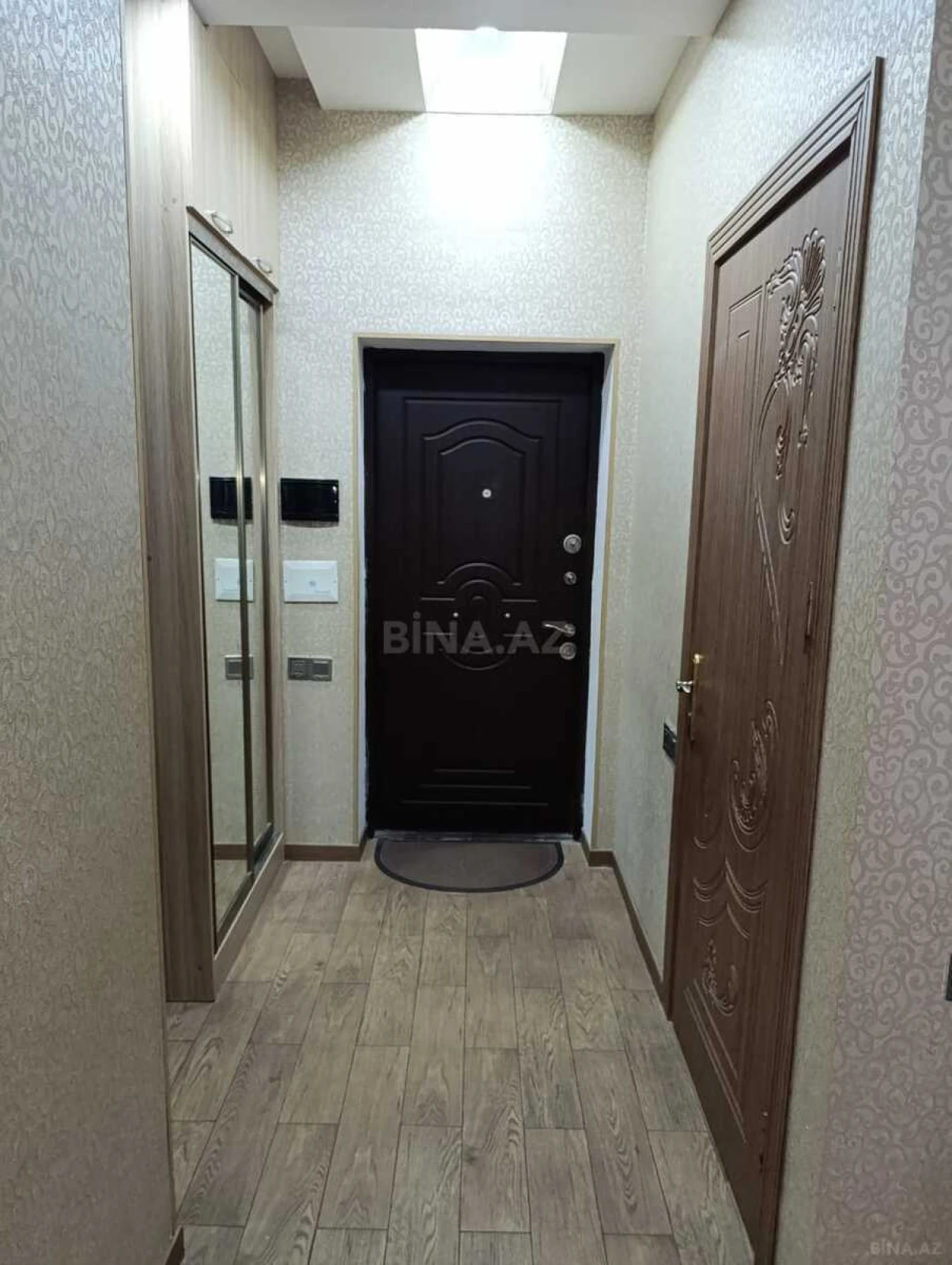 Satılır 2 otaqlı mənzil 58 m²