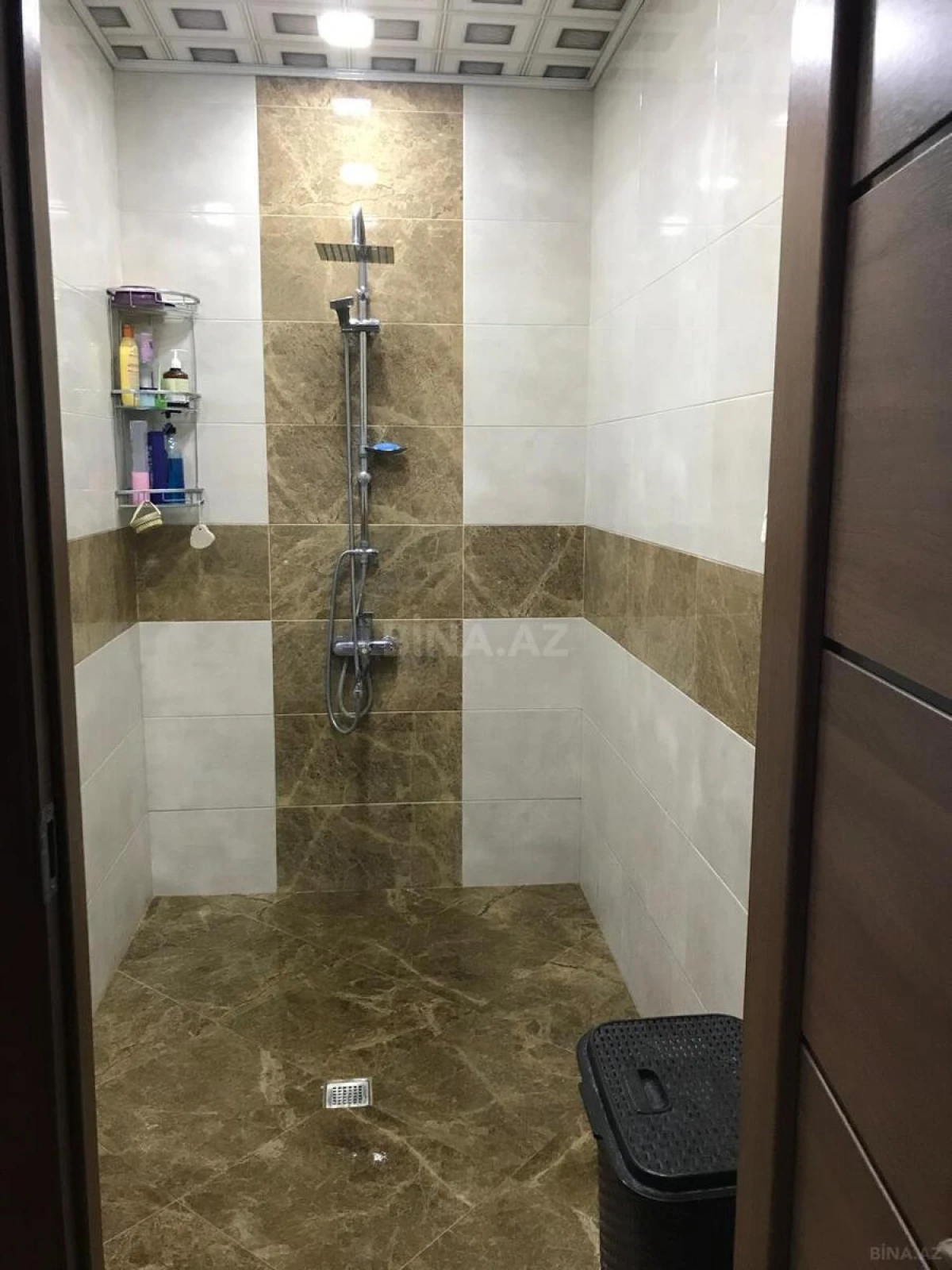 Satılır 2 otaqlı mənzil 76 m²