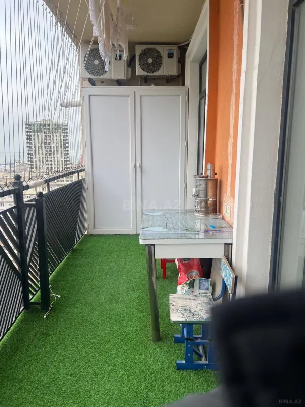 Satılır 3 otaqlı mənzil 98 m²