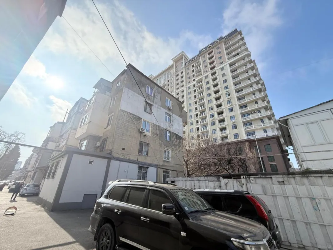 Satılır 3 otaqlı mənzil 60 m²