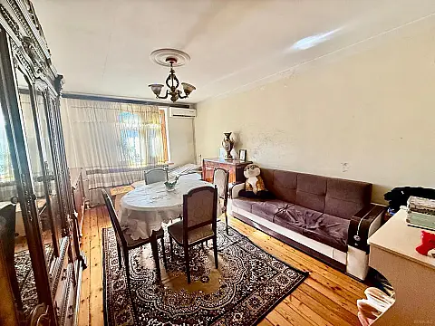 Satılır 3 otaqlı mənzil 60 m²