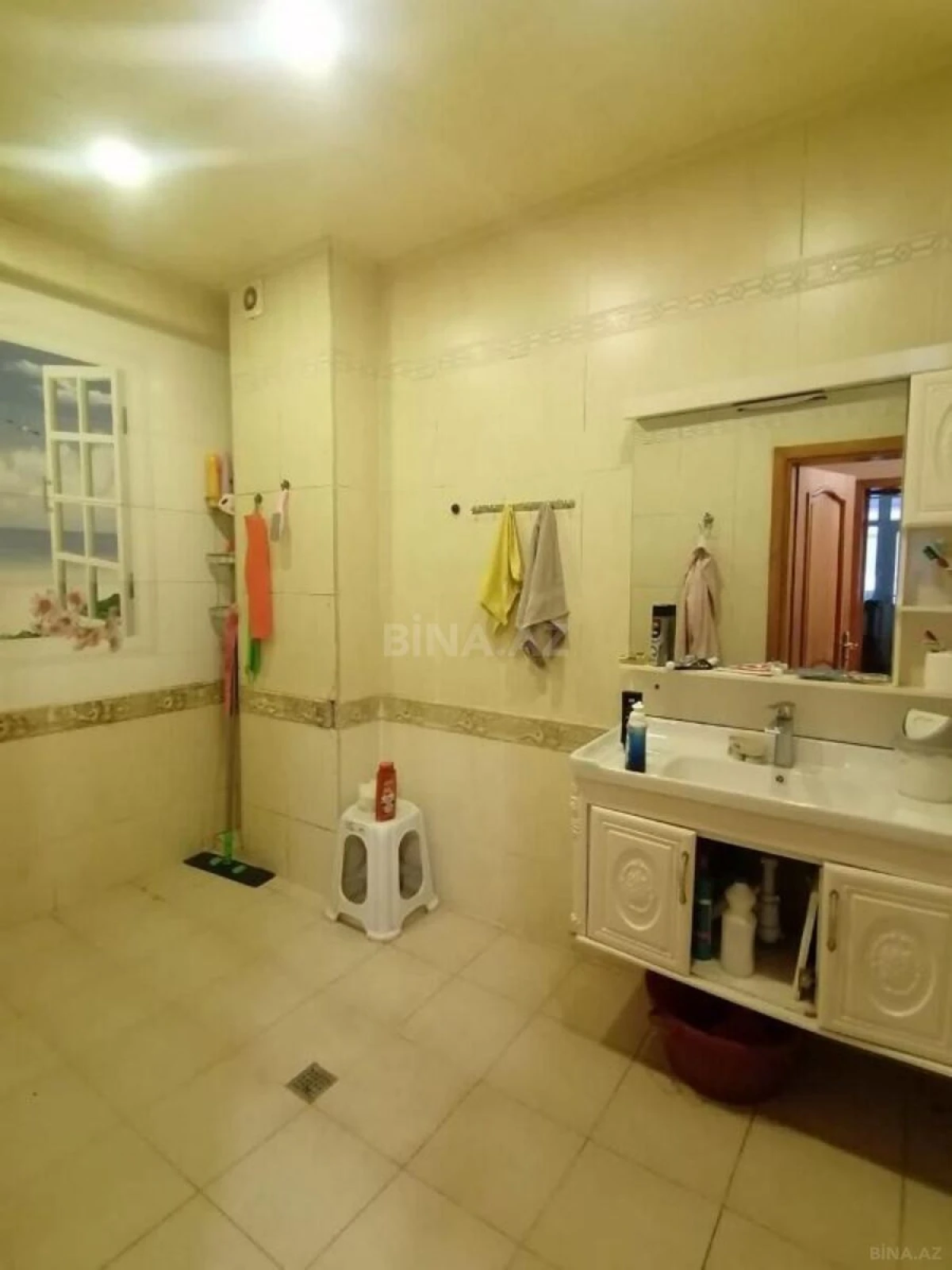 Satılır 3 otaqlı mənzil 130 m²