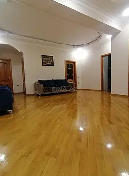 Satılır 3 otaqlı mənzil 130 m²
