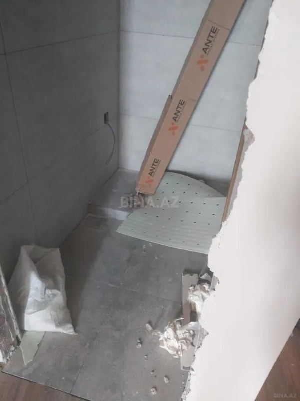 Satılır 3 otaqlı mənzil 101 m²